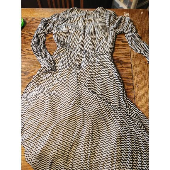 L.K. Bennett Addison Geo Print Midi Dress Long Sleeve sz 2 - Picture 5 of 5